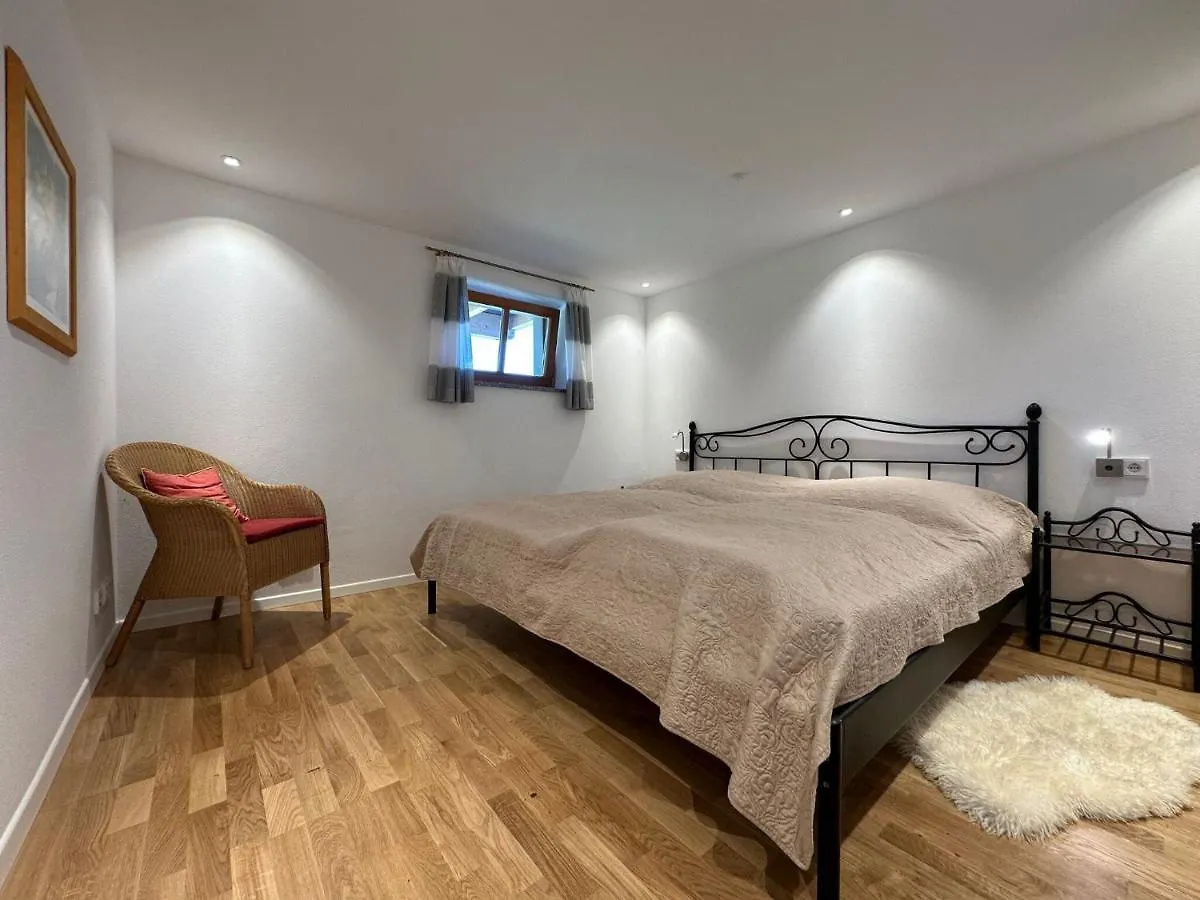 Cozy Apartment With A Terrace In Rötz Germania